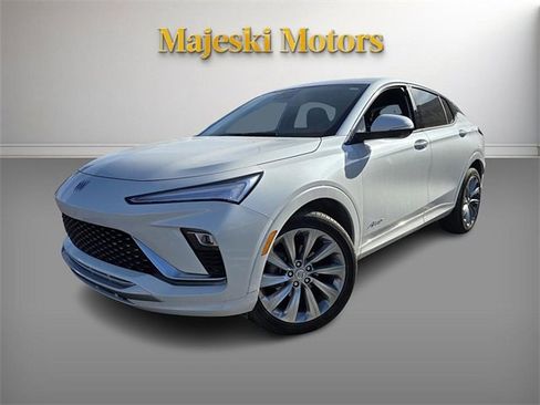 Used 2024 Buick Envista Avenir image 3