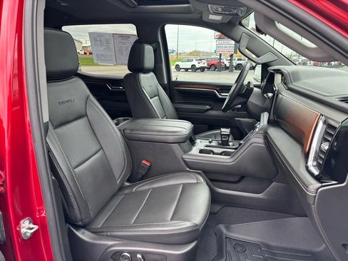 Used 2024 GMC Sierra 1500 Denali w/ Denali Reserve Package AWD/4WD image 16