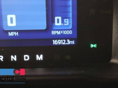 Used 2023 Ford Bronco Outer Banks AWD/4WD image 14