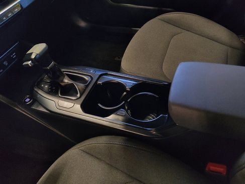 Used 2025 Kia K4 LXS FWD image 26