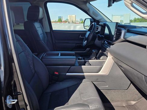 Used 2024 Toyota Tundra Limited w/ TRD Off-Road Package AWD/4WD image 11