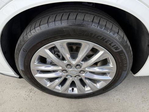 Used 2022 Cadillac XT6 Premium Luxury AWD/4WD image 58