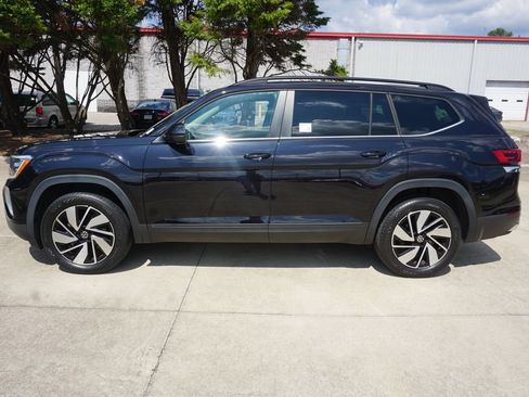 Used 2024 Volkswagen Atlas SE FWD image 22