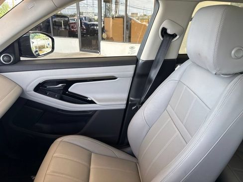 Used 2021 Land Rover Range Rover Evoque SE AWD/4WD image 27