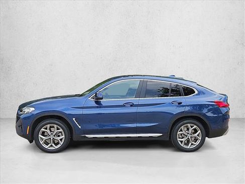 Used 2025 BMW X4 xDrive30i AWD/4WD image 9