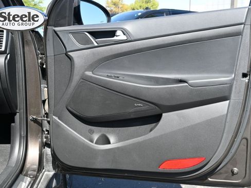 Used 2020 Hyundai Tucson Limited FWD image 26
