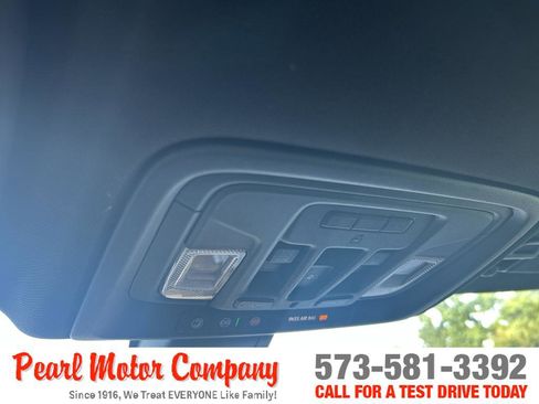 Used 2020 GMC Sierra 1500 AT4 w/ AT4 Premium Package image 16