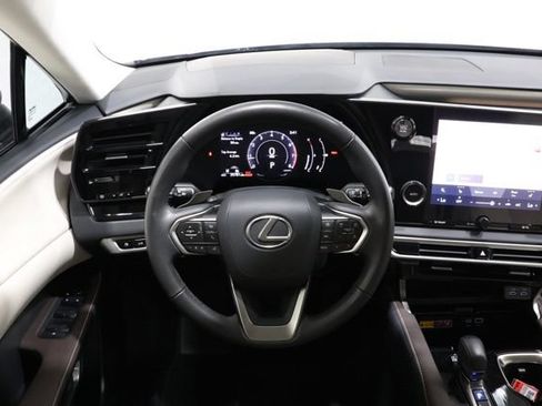Used 2024 Lexus RX 350 FWD w/ Technology Package image 11