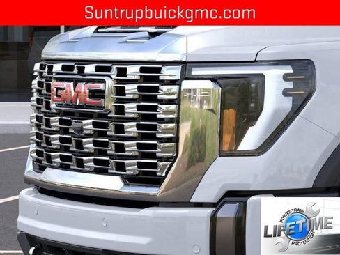 New 2026 GMC Sierra 2500 Denali w/ Denali Reserve Package AWD/4WD image 75
