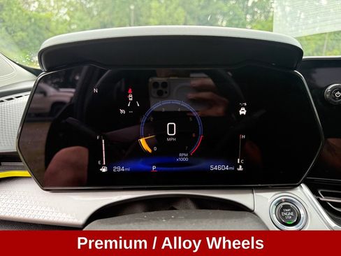 Used 2024 Chevrolet Trax LT FWD image 16