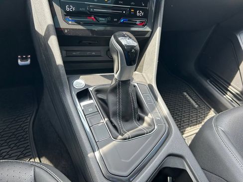 Certified 2024 Volkswagen Tiguan SE R-Line FWD image 51