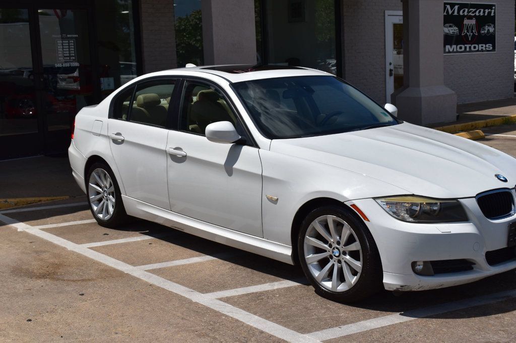 Used 2011 BMW 328i Sedan w/ Premium Pkg RWD image 9