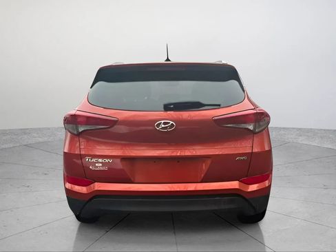 Used 2016 Hyundai Tucson SE w/ Option Group 02 AWD/4WD image 8