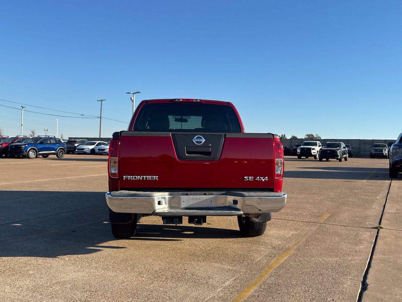 Used 2010 Nissan Frontier SE AWD/4WD image 25