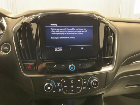 Used 2023 Chevrolet Traverse LT AWD/4WD image 9