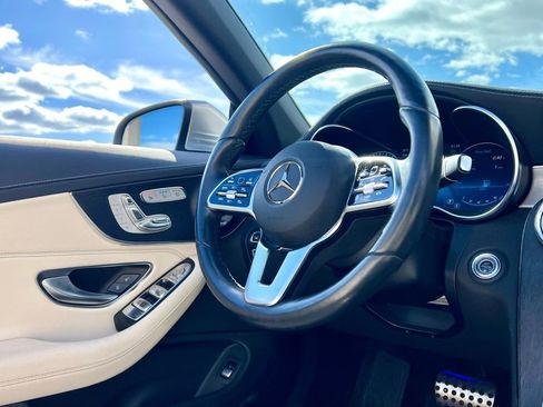 Used 2023 Mercedes-Benz C 300 4MATIC Cabriolet image 12