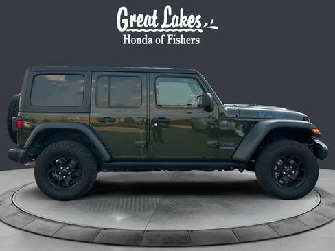 Used 2024 Jeep Wrangler Unlimited AWD/4WD image 6