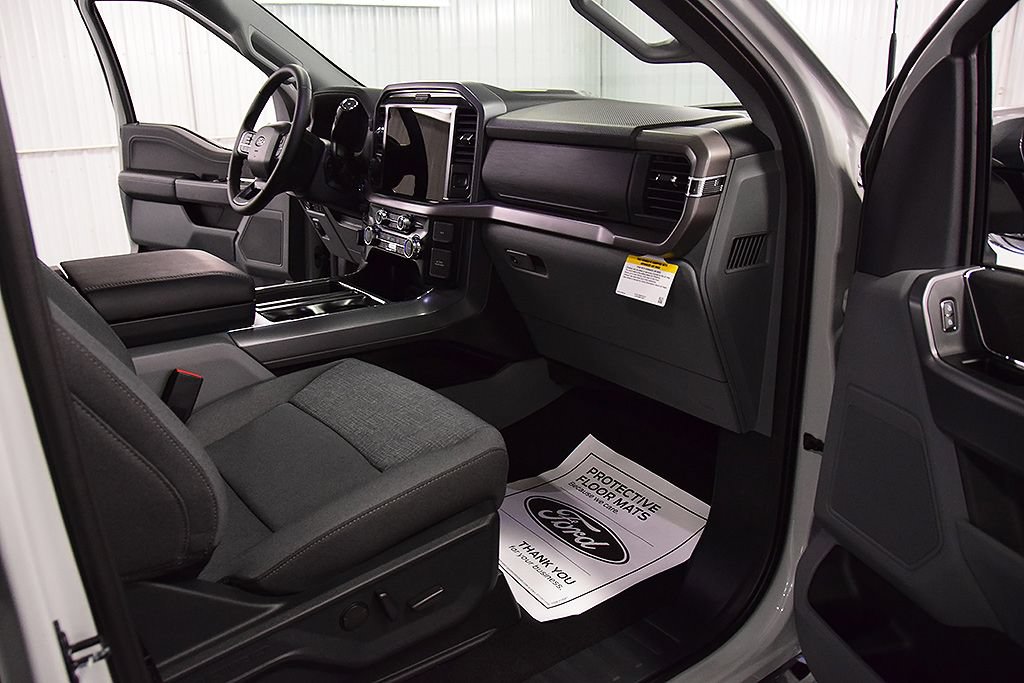 New 2026 Ford F150 XLT w/ Equipment Group 302A MID AWD/4WD image 28