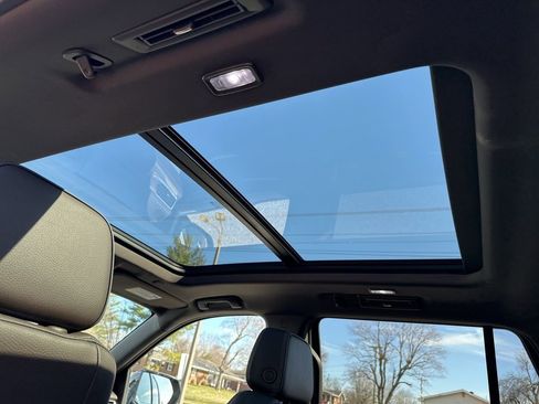 Used 2021 GMC Yukon Denali image 19