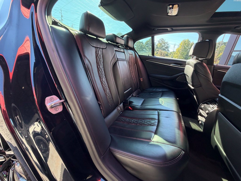 Used 2021 BMW M550i xDrive w/ Premium Package AWD/4WD image 36