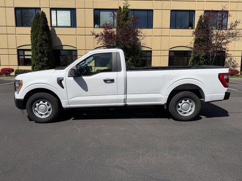 Used 2021 Ford F150 XL w/ Equipment Group 101A High RWD image 9