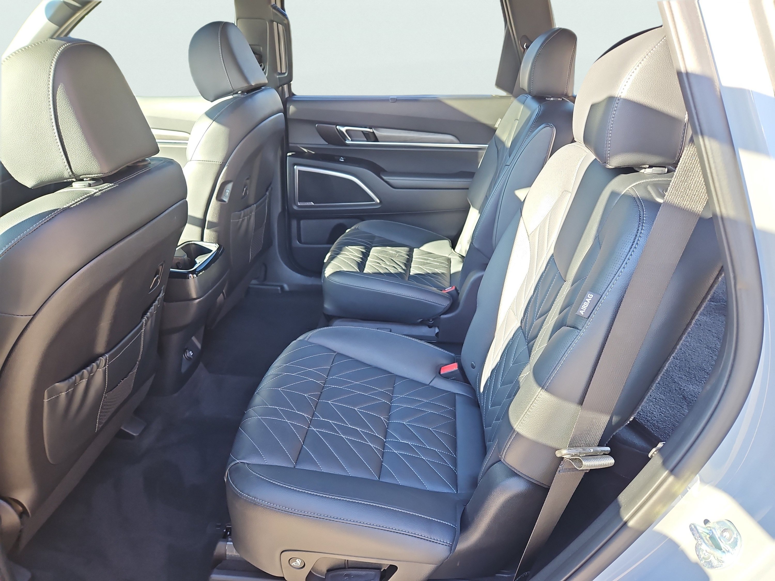 Used 2024 Kia Telluride EX X-Line AWD/4WD image 35