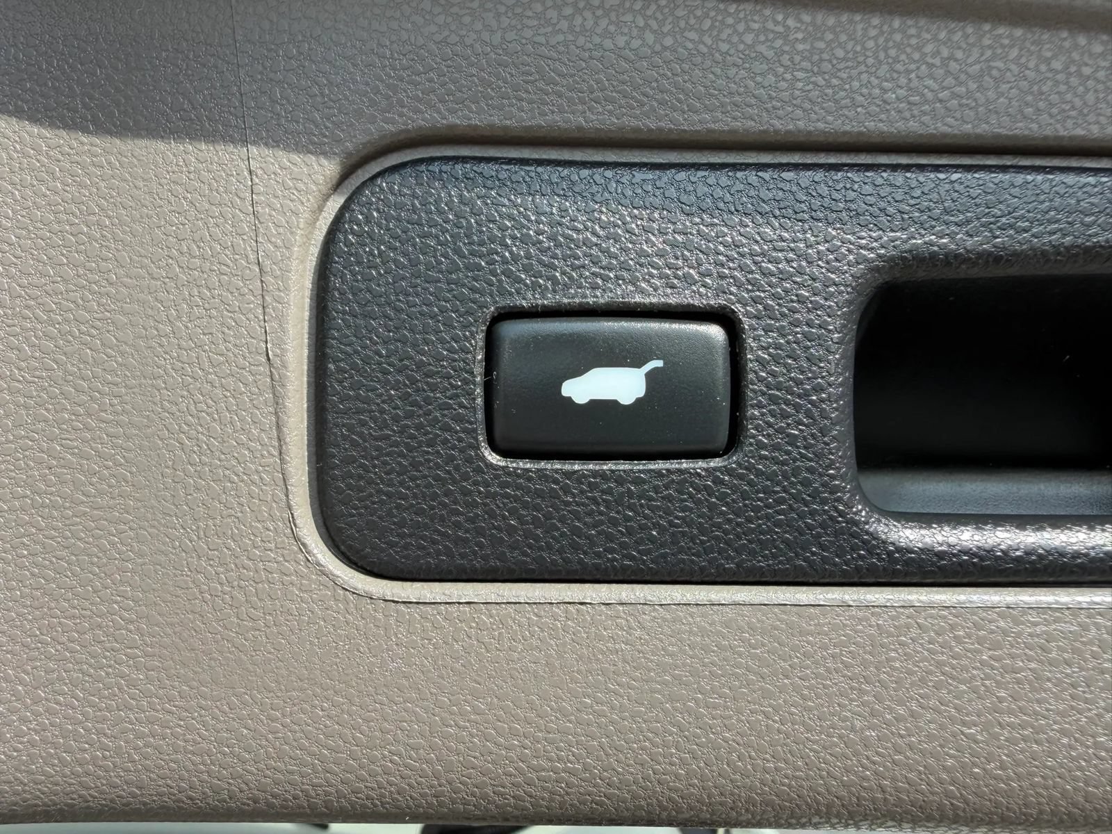 Used 2014 Honda Odyssey EX-L image 30