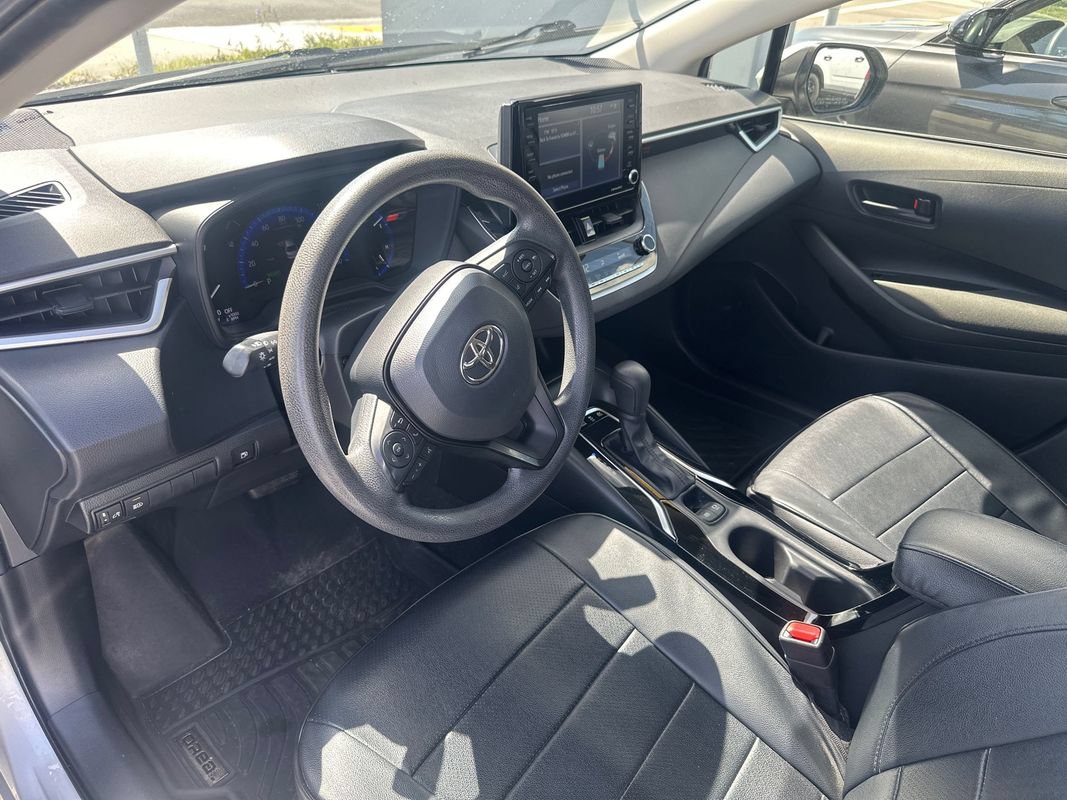 Used 2022 Toyota Corolla LE FWD image 16