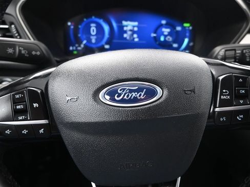 Used 2022 Ford Escape SEL w/ Technology Package image 14