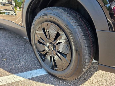 New 2025 Chevrolet Blazer EV LT w/ Midnight/Sport Edition image 21