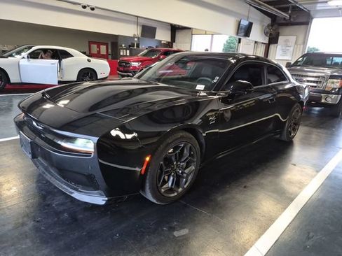 Used 2025 Dodge Charger Daytona R/T w/ Quick Order Package 25M R/T AWD/4WD image 2