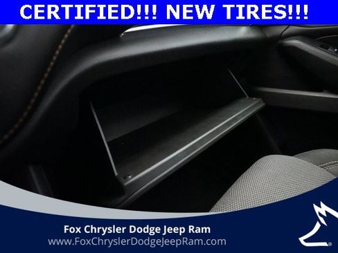 Used 2021 Chevrolet Traverse LS image 29