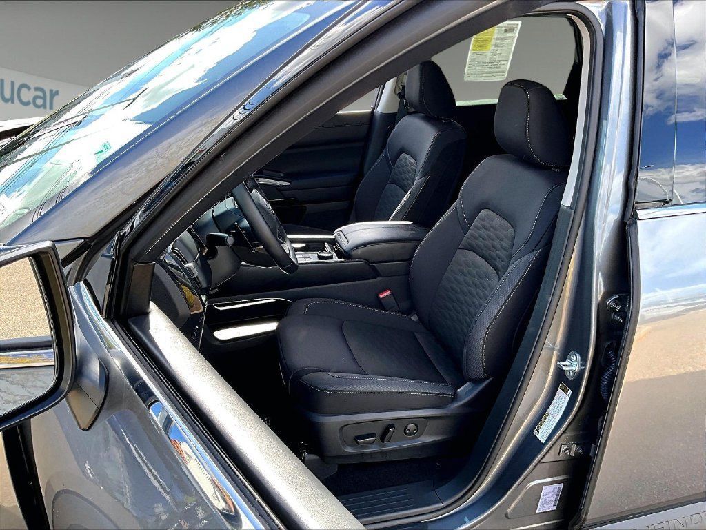 Certified 2026 Nissan Pathfinder SV AWD/4WD image 10