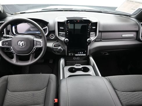 Used 2025 RAM 1500 Big Horn RWD image 15