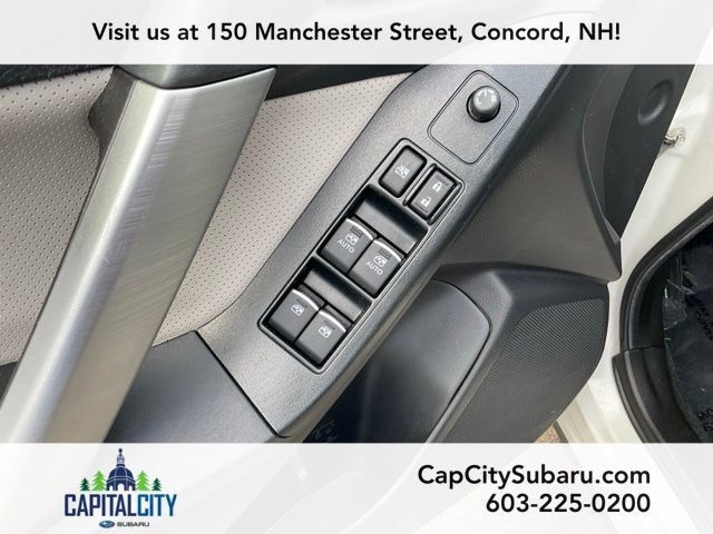 Used 2017 Subaru Forester 2.5i Limited AWD/4WD image 12