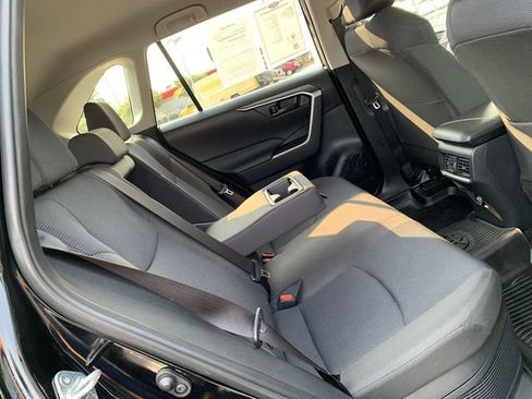 Certified 2025 Toyota RAV4 LE AWD/4WD image 12