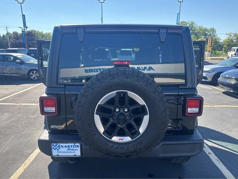 Used 2022 Jeep Wrangler Unlimited Sport AWD/4WD image 11
