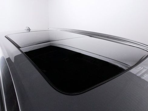 Certified 2025 Volvo XC90 B6 Plus w/ Protection Package Premier image 36