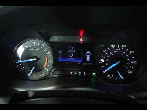 Used 2016 Ford Explorer XLT FWD image 20