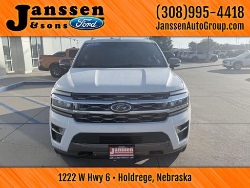Used 2023 Ford Expedition King Ranch AWD/4WD image 3
