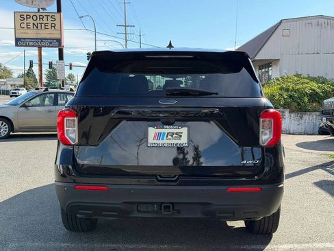 Used 2021 Ford Explorer 4WD w/ Class III Trailer Tow Package image 5
