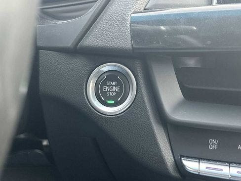 Certified 2022 Cadillac CT4 Premium Luxury image 17