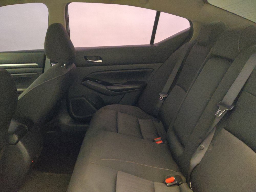 Used 2021 Nissan Altima 2.5 SV FWD image 18
