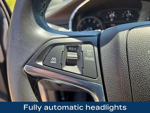 Used 2019 Buick Encore Preferred AWD/4WD image 7