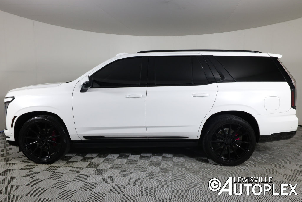 Used 2025 Cadillac Escalade Sport w/ Touring Package AWD/4WD image 8
