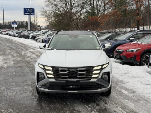 Used 2025 Hyundai Tucson Limited image 17