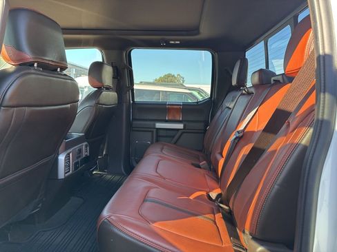 Used 2019 Ford F150 King Ranch w/ FX4 Off-Road Package image 12