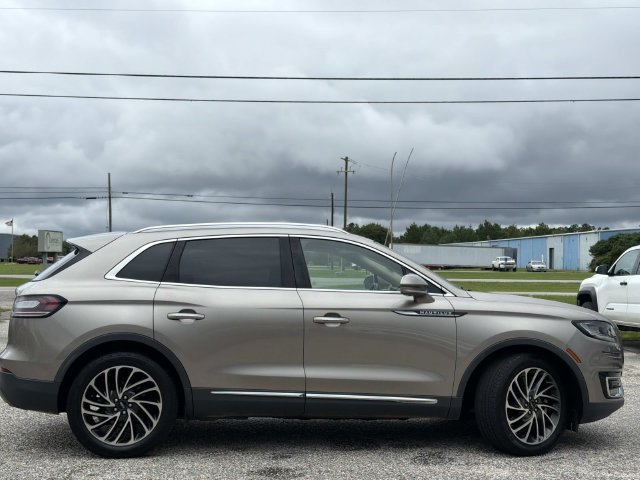 Used 2019 Lincoln Nautilus Reserve w/ Driver Assistance Package FWD image 6