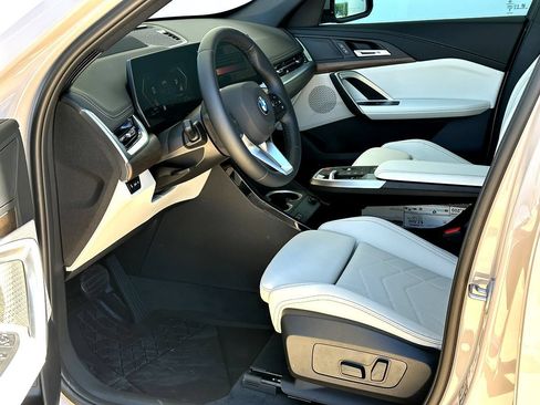 New 2026 BMW X1 xDrive28i w/ Technology Package AWD/4WD image 10