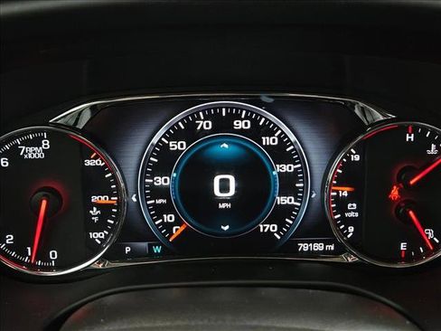 Used 2019 GMC Acadia Denali w/ Technology Package FWD image 11